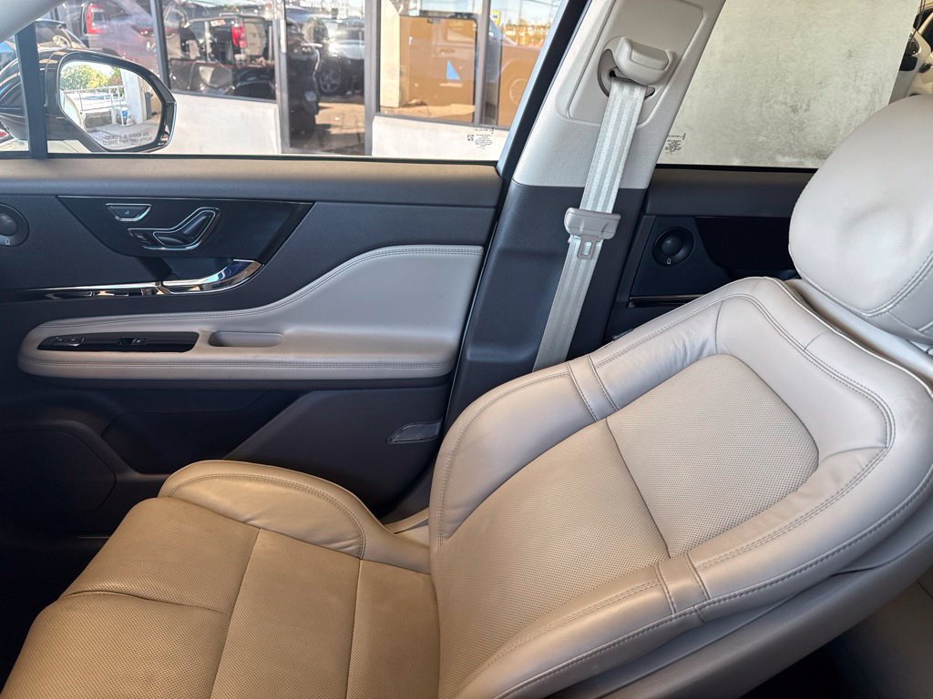 Certified 2023 Lincoln Corsair Reserve w/ Equipment Group 202A AWD/4WD image 24