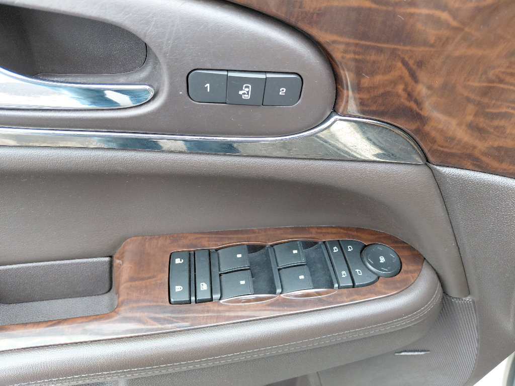 Used 2016 Buick Enclave Premium w/ Experience Buick Package image 22