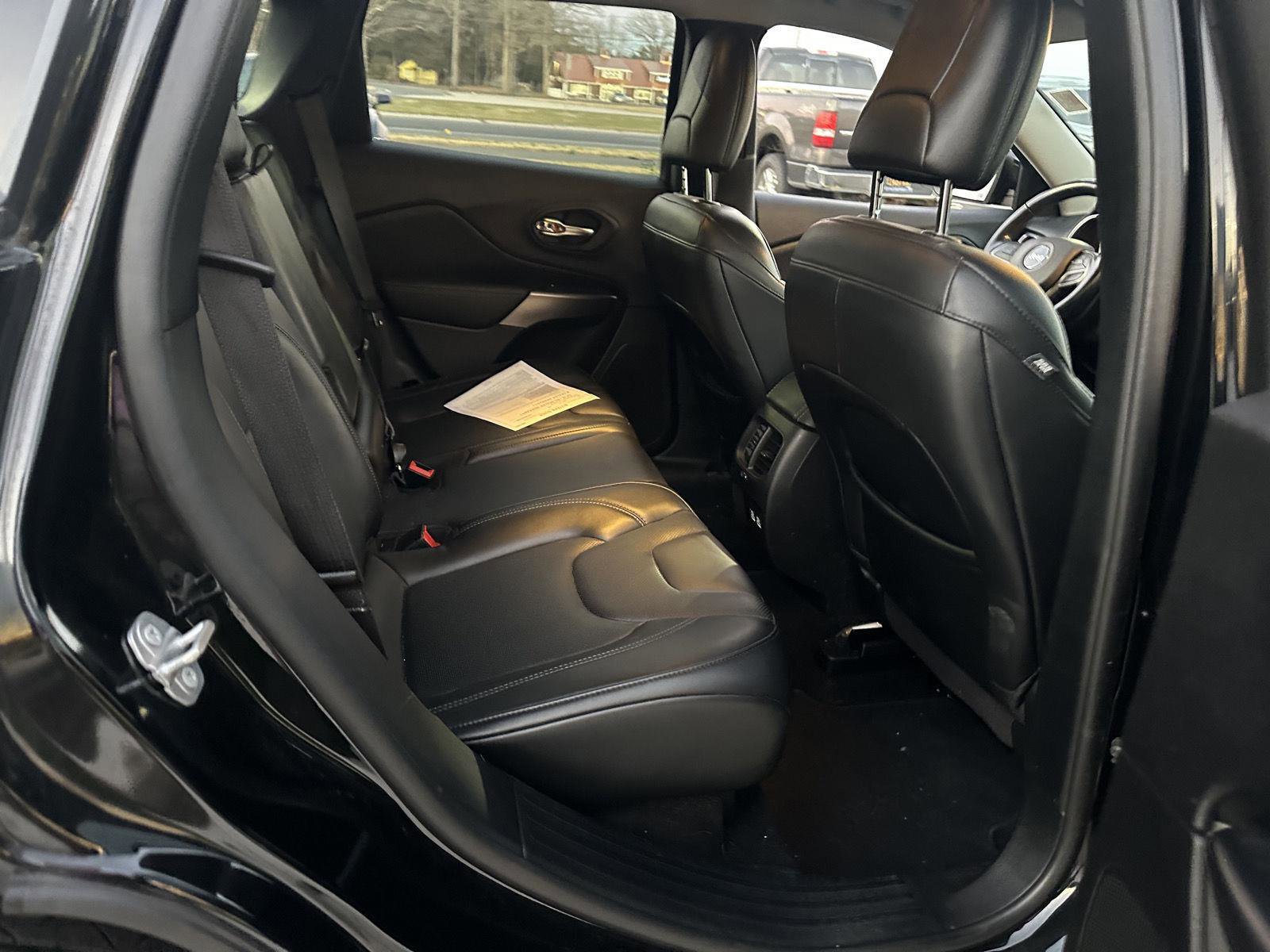 Used 2021 Jeep Cherokee Latitude Lux image 21