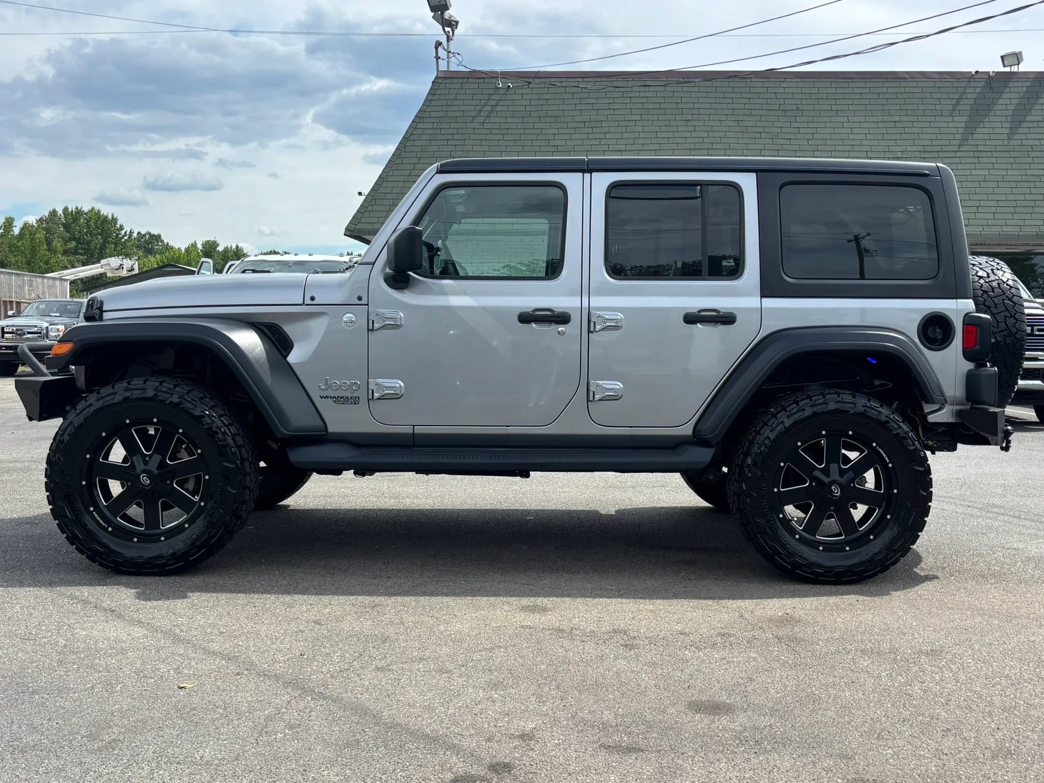 Used 2019 Jeep Wrangler Unlimited Sport S AWD/4WD image 8