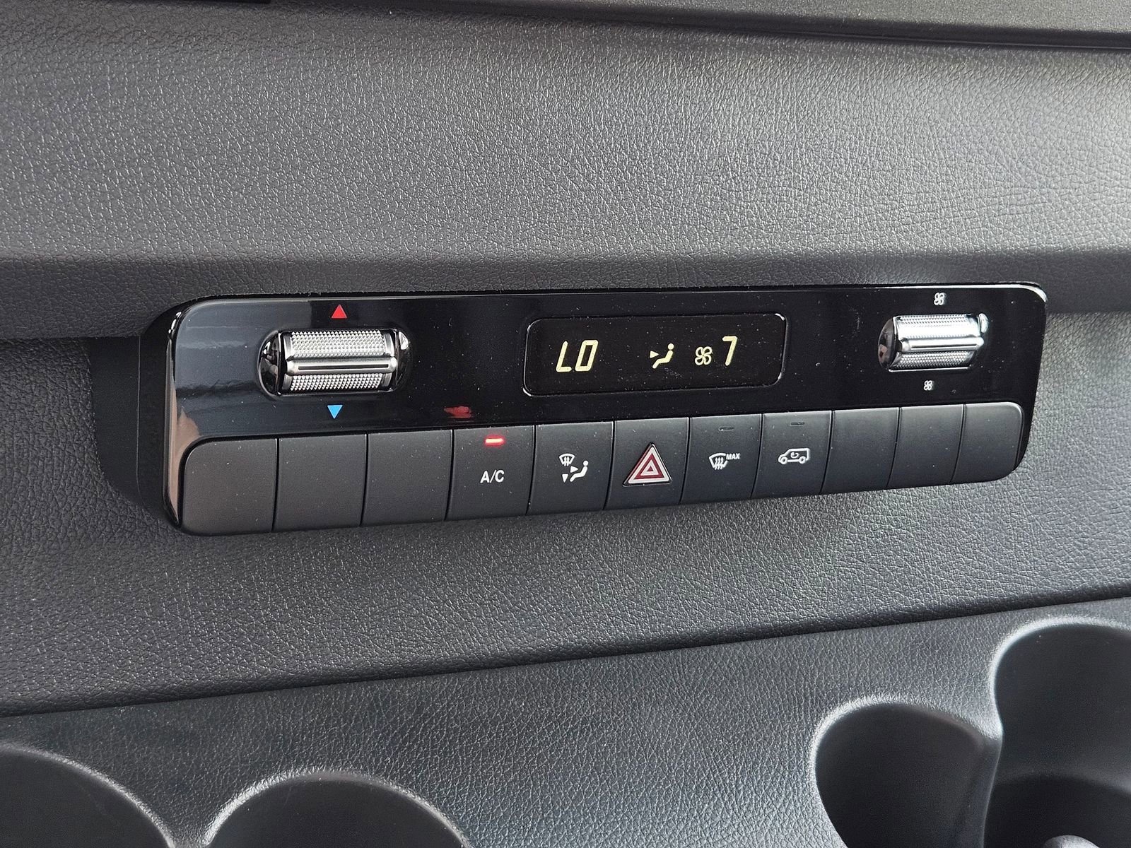 Used 2023 Mercedes-Benz Sprinter 3500 image 24