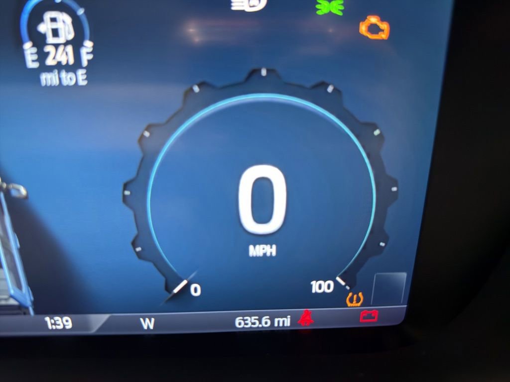 Used 2026 Ford F350 Platinum w/ Platinum Plus Package AWD/4WD image 13