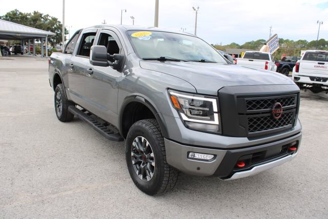 Used 2024 Nissan Titan PRO-4X w/ Pro-4x Convenience Package image 15