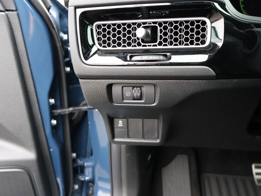 Certified 2026 Honda Civic FWD Hybrid Sedan image 28