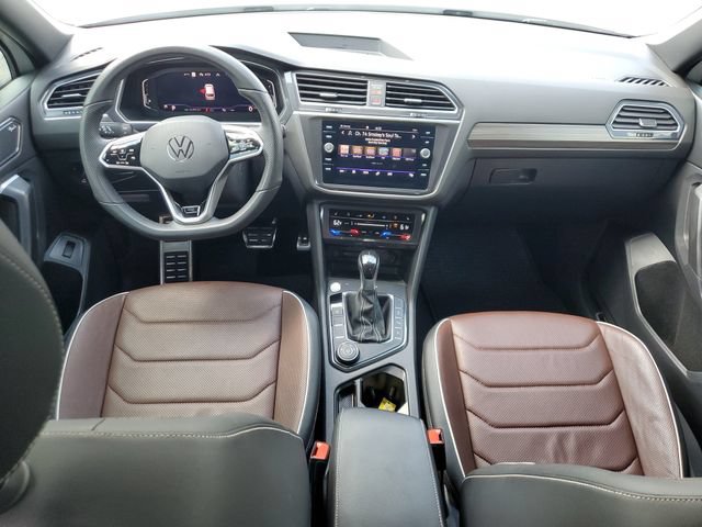 Certified 2024 Volkswagen Tiguan SEL R-Line AWD/4WD image 15
