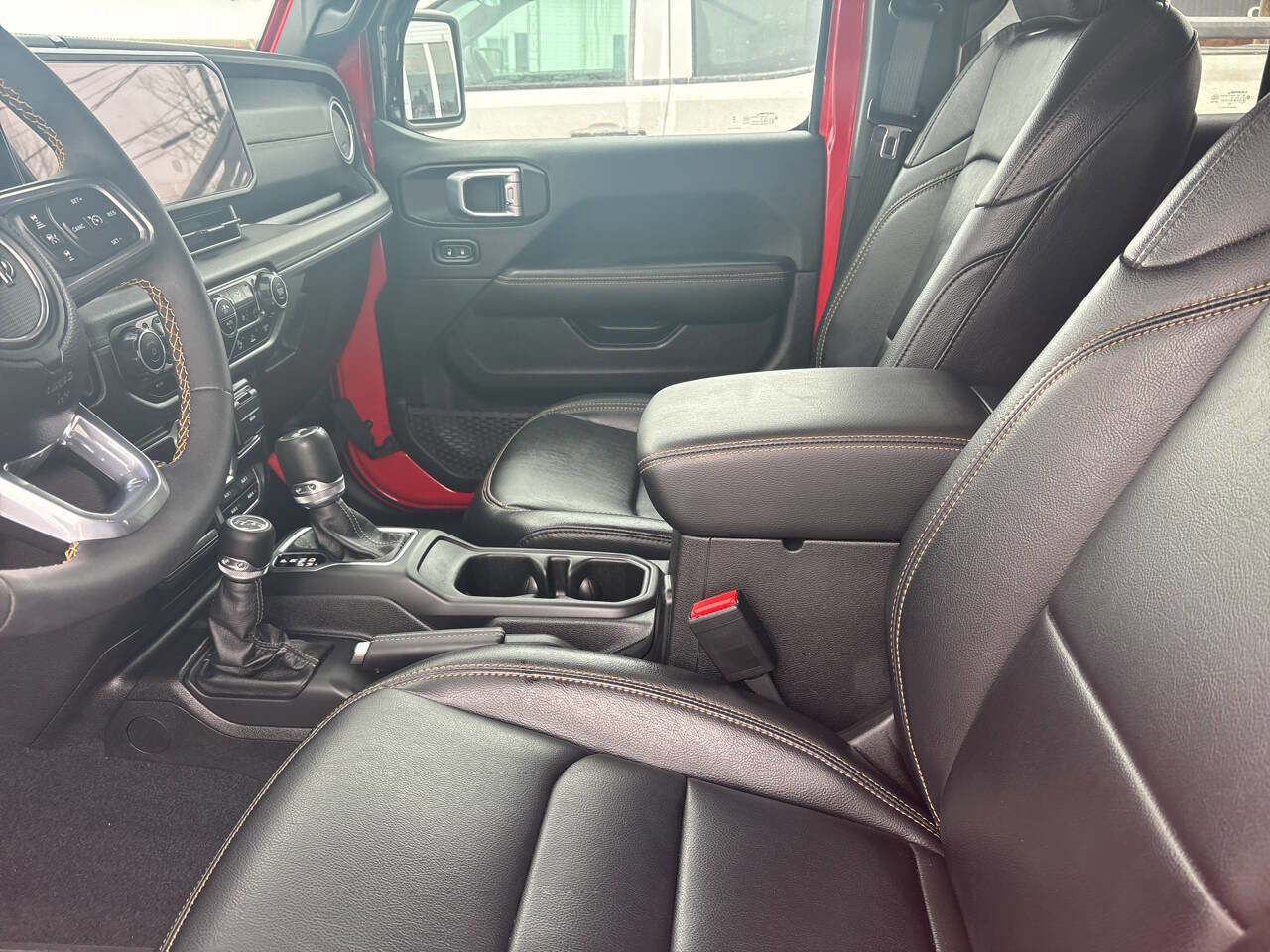 Used 2024 Jeep Wrangler Unlimited Sahara w/ Safety Group AWD/4WD image 20