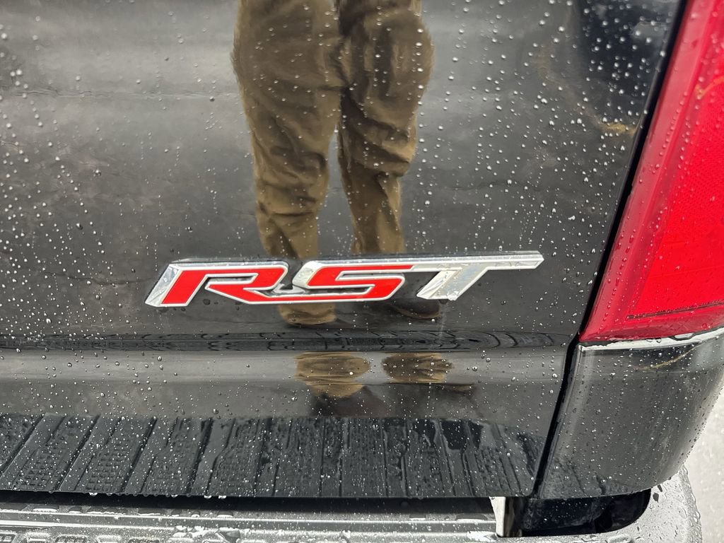 Certified 2022 Chevrolet Silverado 1500 RST w/ Convenience Package II image 28