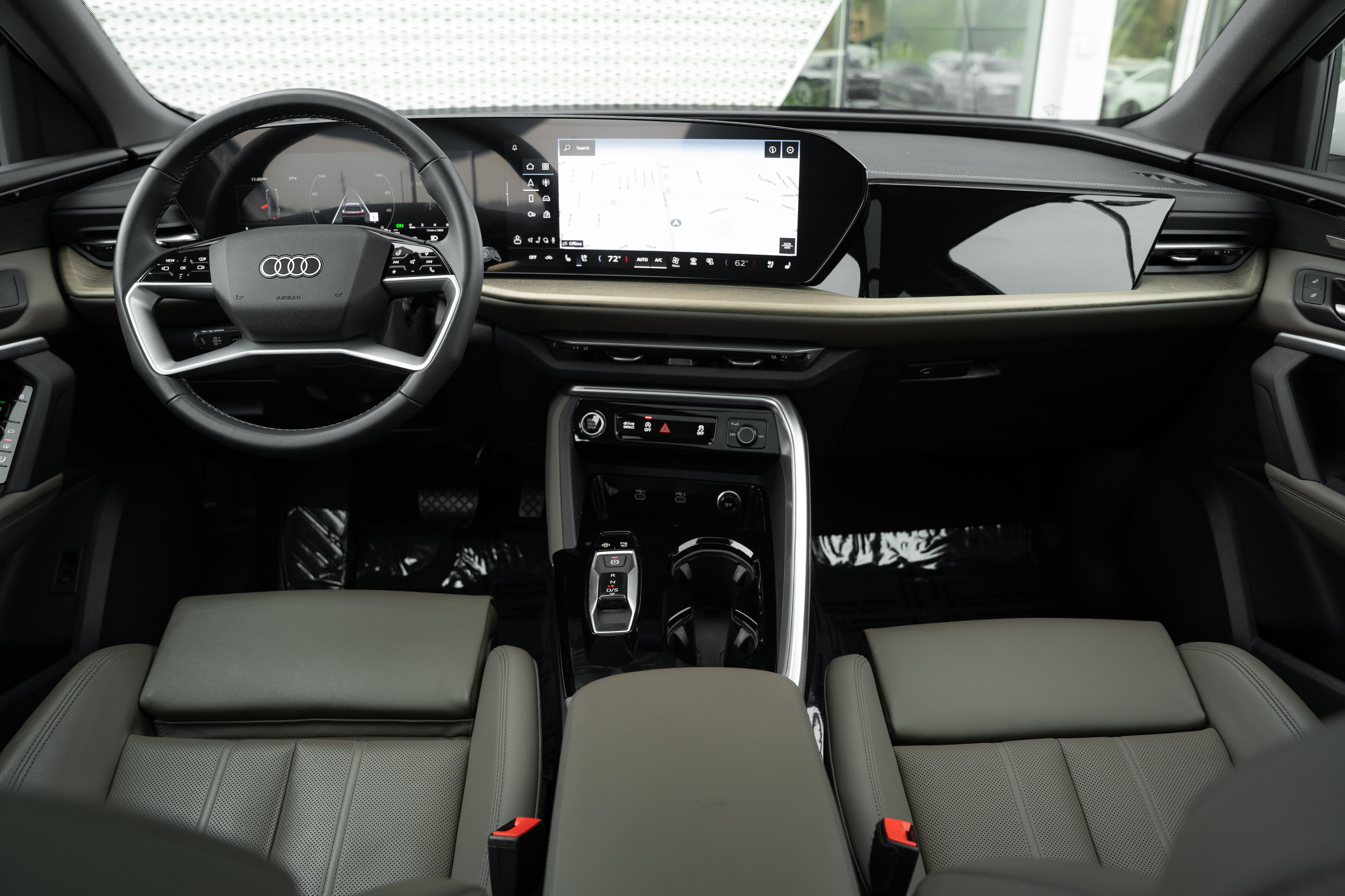 Certified 2025 Audi Q5 Premium w/ Premium Plus AWD/4WD image 8