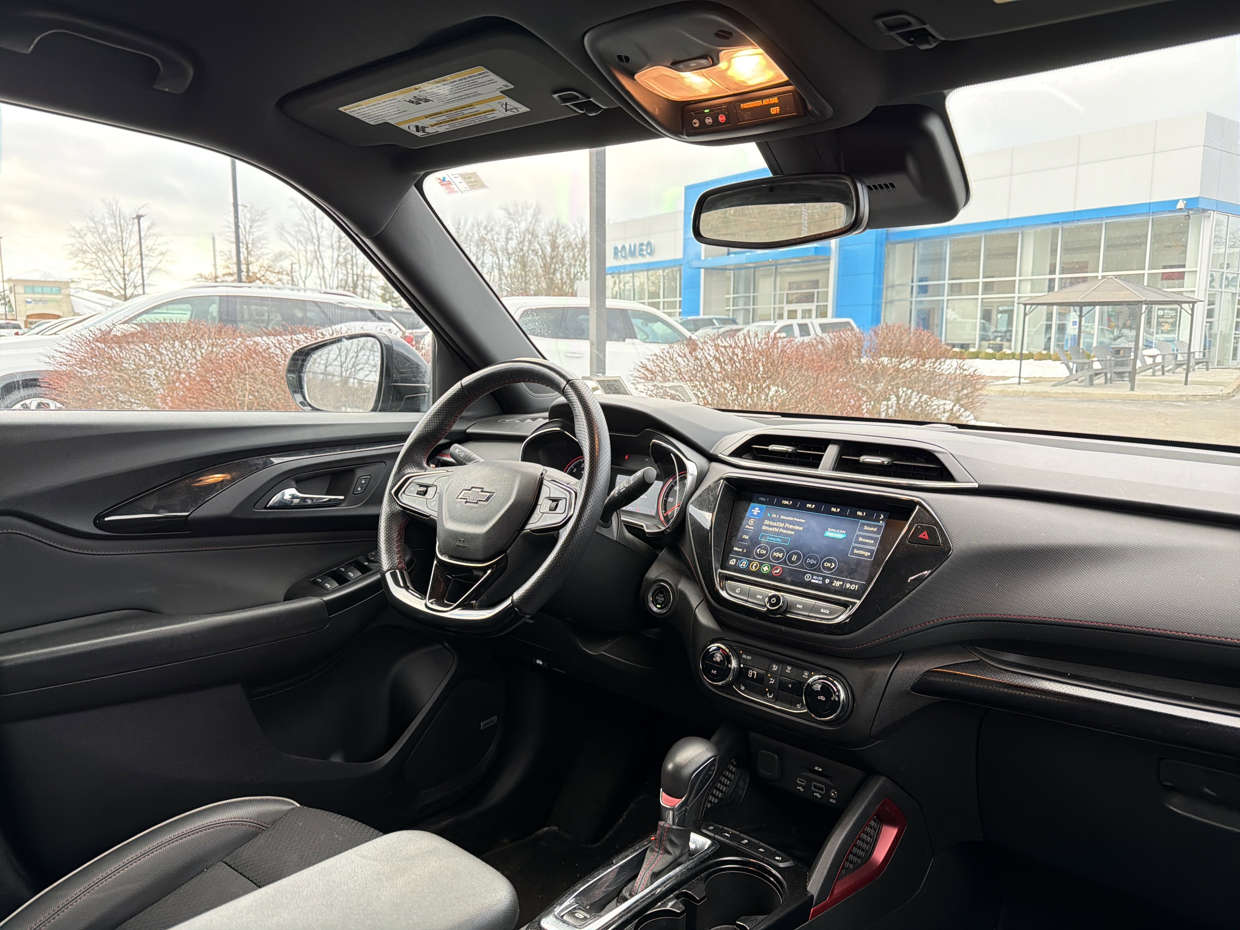 Used 2023 Chevrolet TrailBlazer RS w/ Technology Package image 16