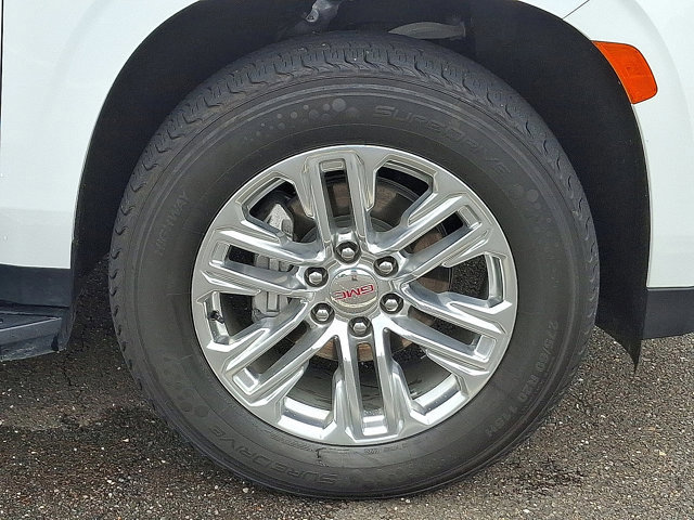 Used 2024 GMC Yukon SLT image 8