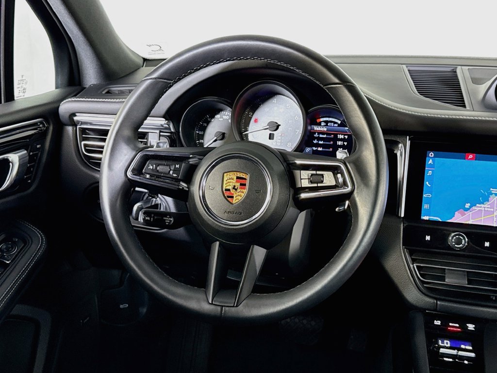 Certified 2026 Porsche Macan S AWD/4WD image 12