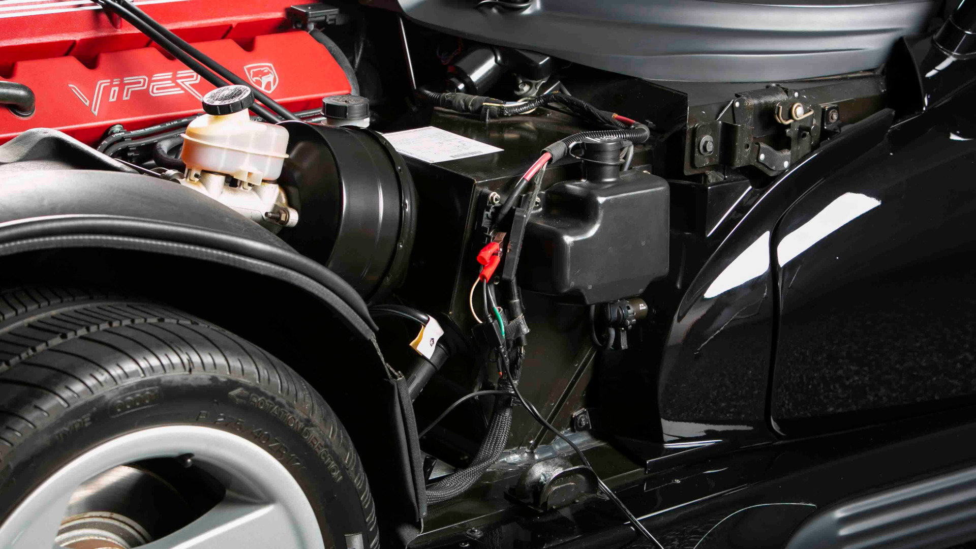 Used 1995 Dodge Viper RT/10 RWD image 40