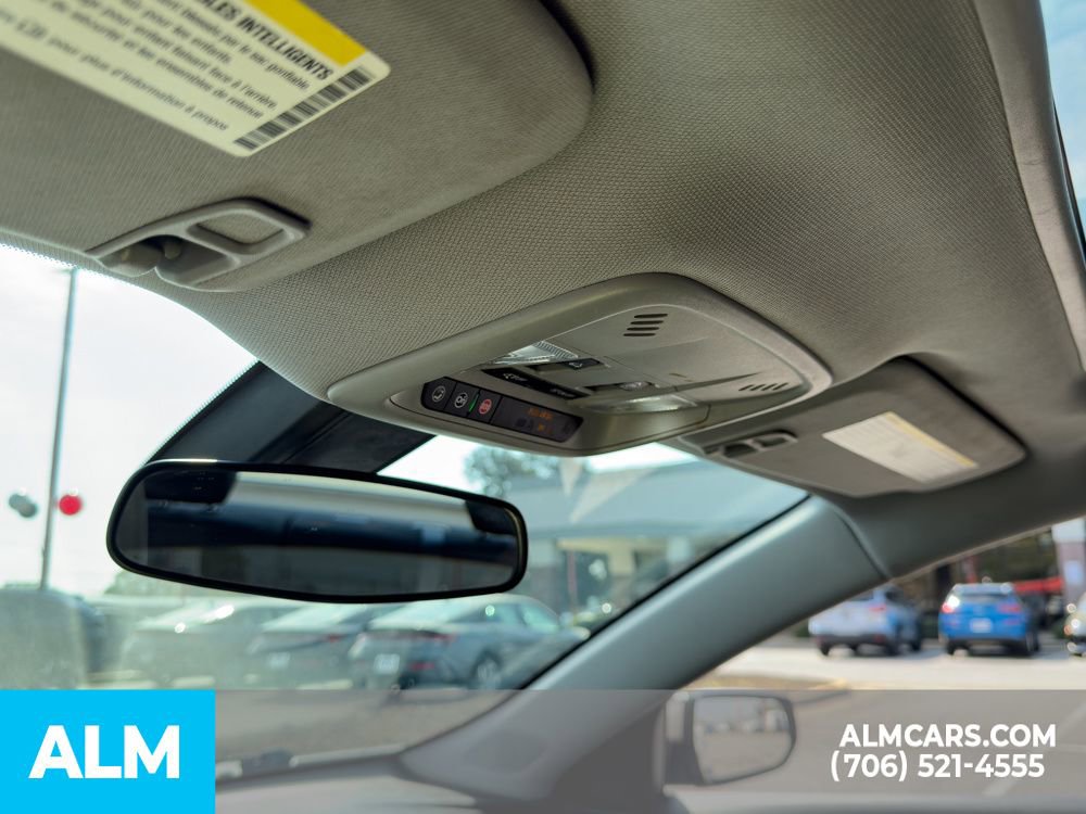 Used 2022 Chevrolet Malibu LT image 22