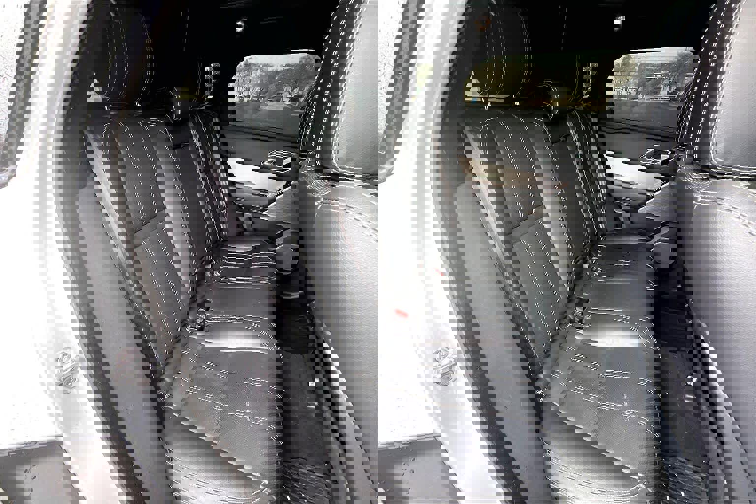 Used 2021 Land Rover Range Rover Velar R-Dynamic S image 21