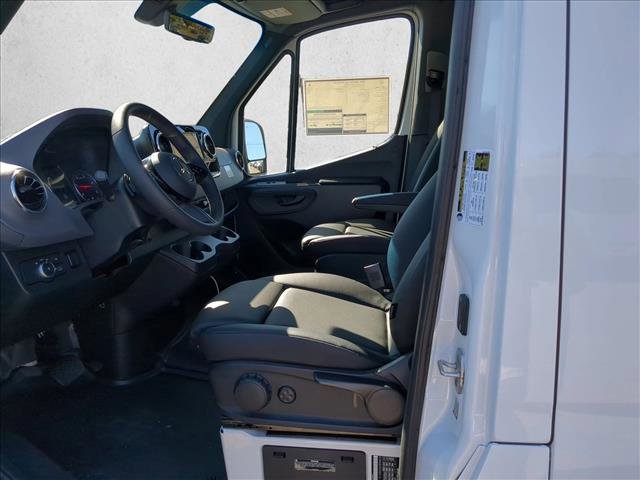 New 2026 Mercedes-Benz Sprinter 2500 image 4