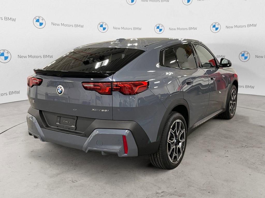 New 2025 BMW X2 xDrive28i w/ Technology Package image 5