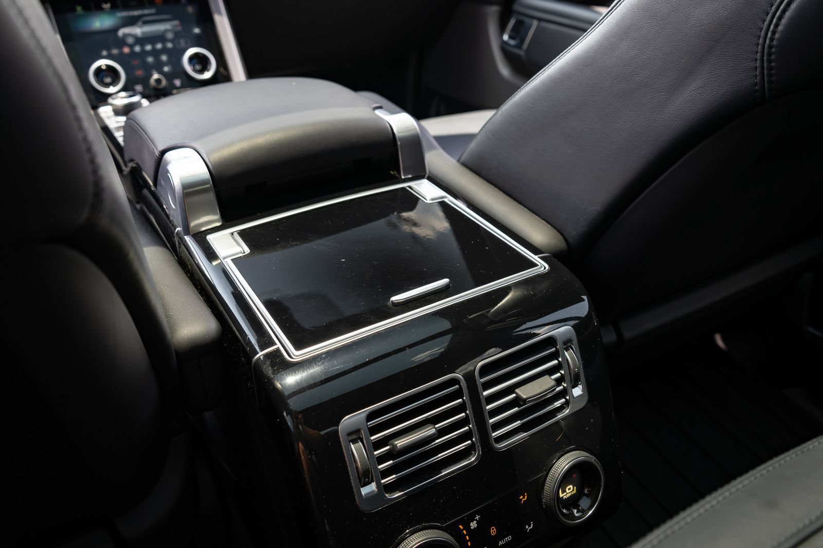 Used 2021 Land Rover Range Rover Autobiography Fifty Edition AWD/4WD image 47