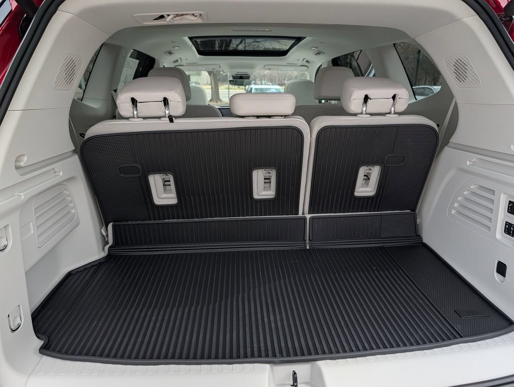 New 2026 Buick Enclave Avenir w/ Super Cruise Package AWD/4WD image 29