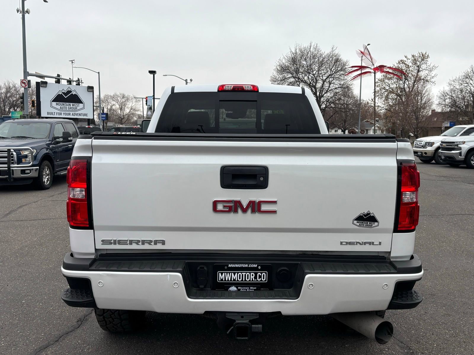 Used 2018 GMC Sierra 3500 Denali image 8