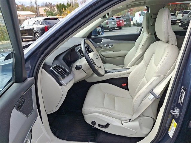 Used 2022 Volvo XC90 T5 Momentum w/ Climate Package image 14