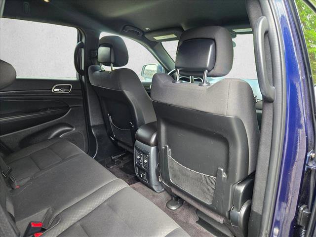 Used 2018 Jeep Grand Cherokee Laredo image 22