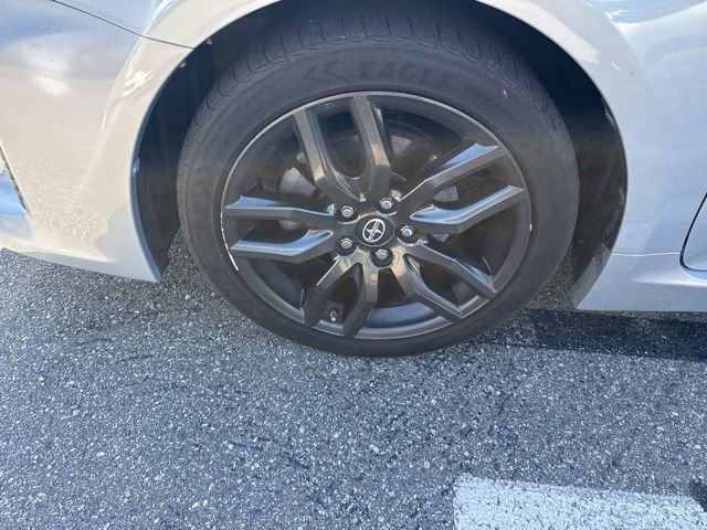 Used 2014 Scion tC 10 Series image 3