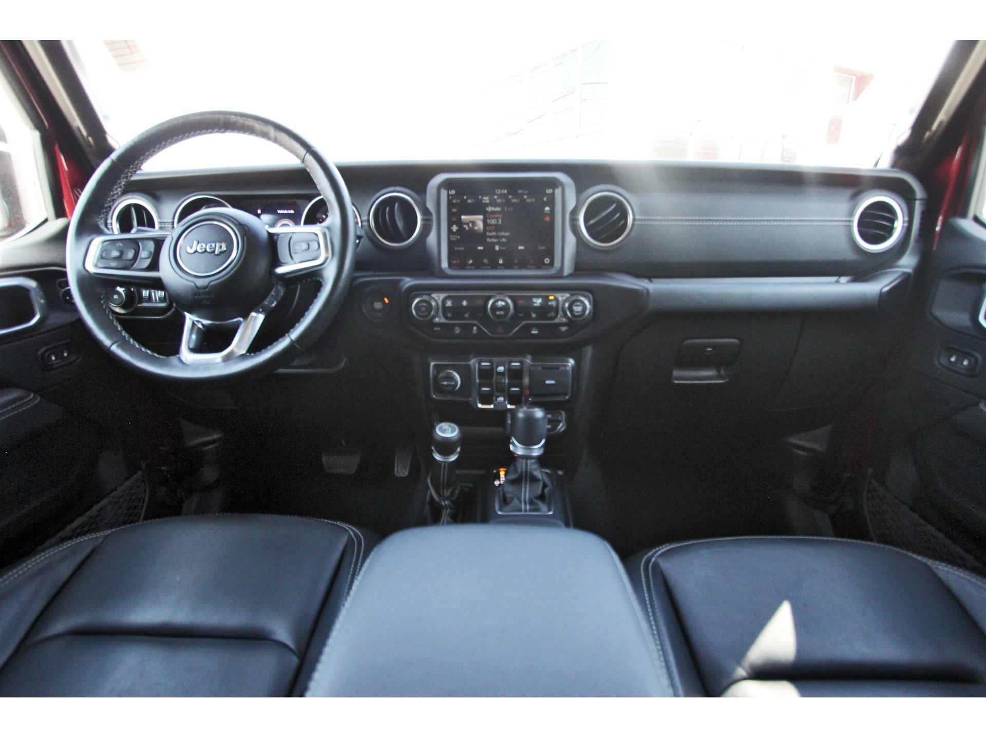 Used 2022 Jeep Wrangler Unlimited Sahara w/ LED Lighting Group image 11