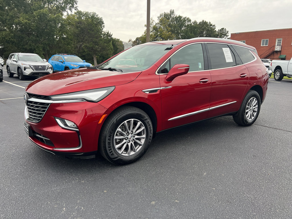 Used 2024 Buick Enclave Premium image 61