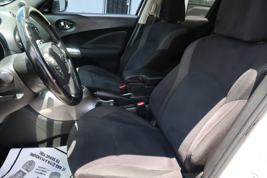 Used 2016 Nissan Juke SV FWD image 5