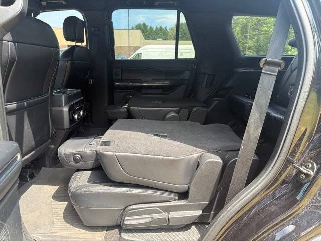 Used 2019 Ford Expedition Limited w/ Special Edition Package AWD/4WD image 11