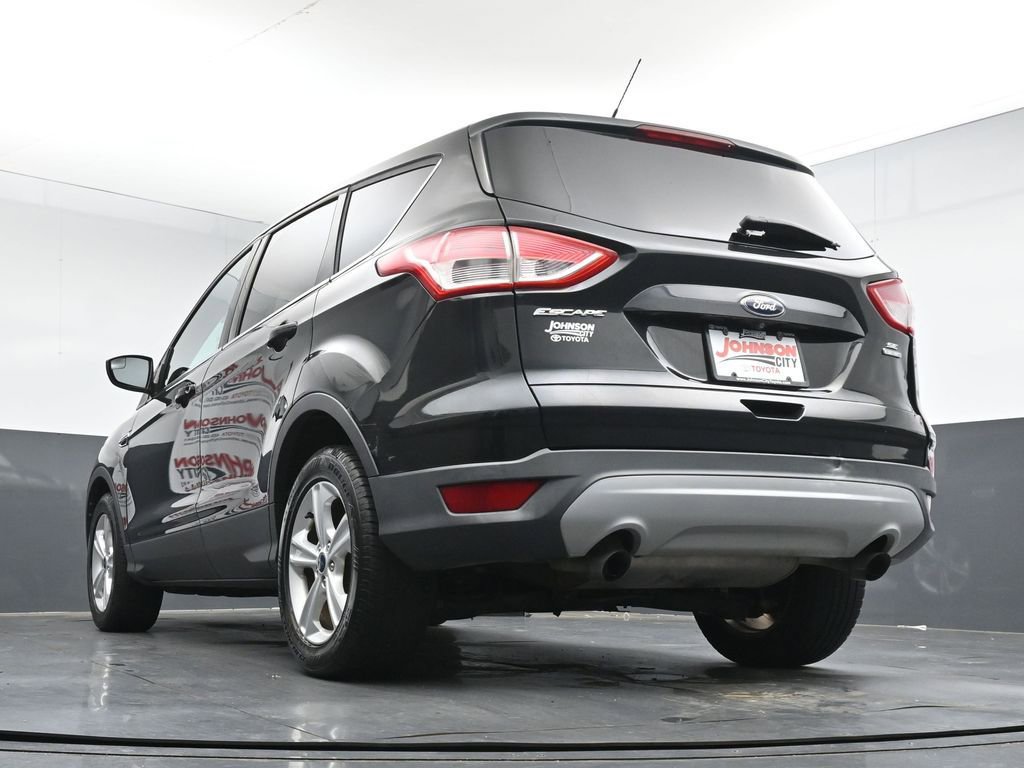 Used 2015 Ford Escape SE image 36