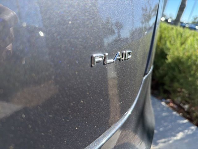 Used 2022 Tesla Model S Plaid image 11