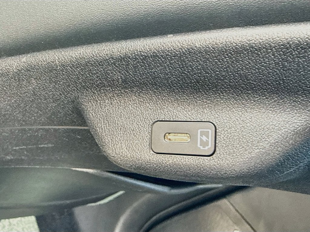 Used 2023 Kia EV6 Wind RWD image 27