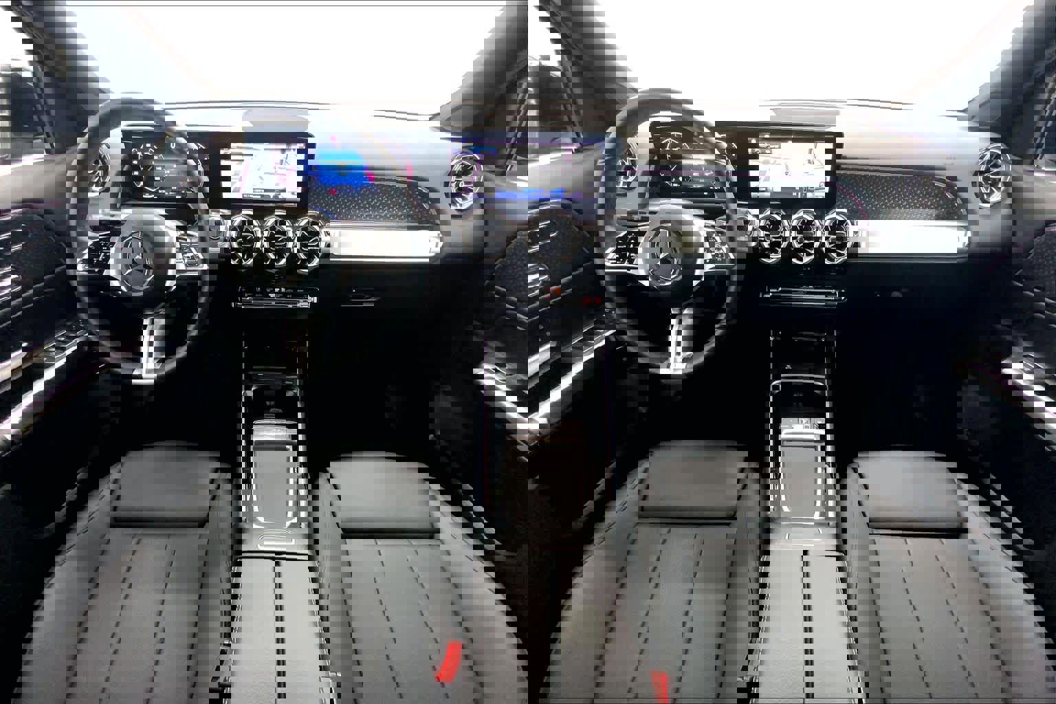 Used 2025 Mercedes-Benz GLB 250 image 19