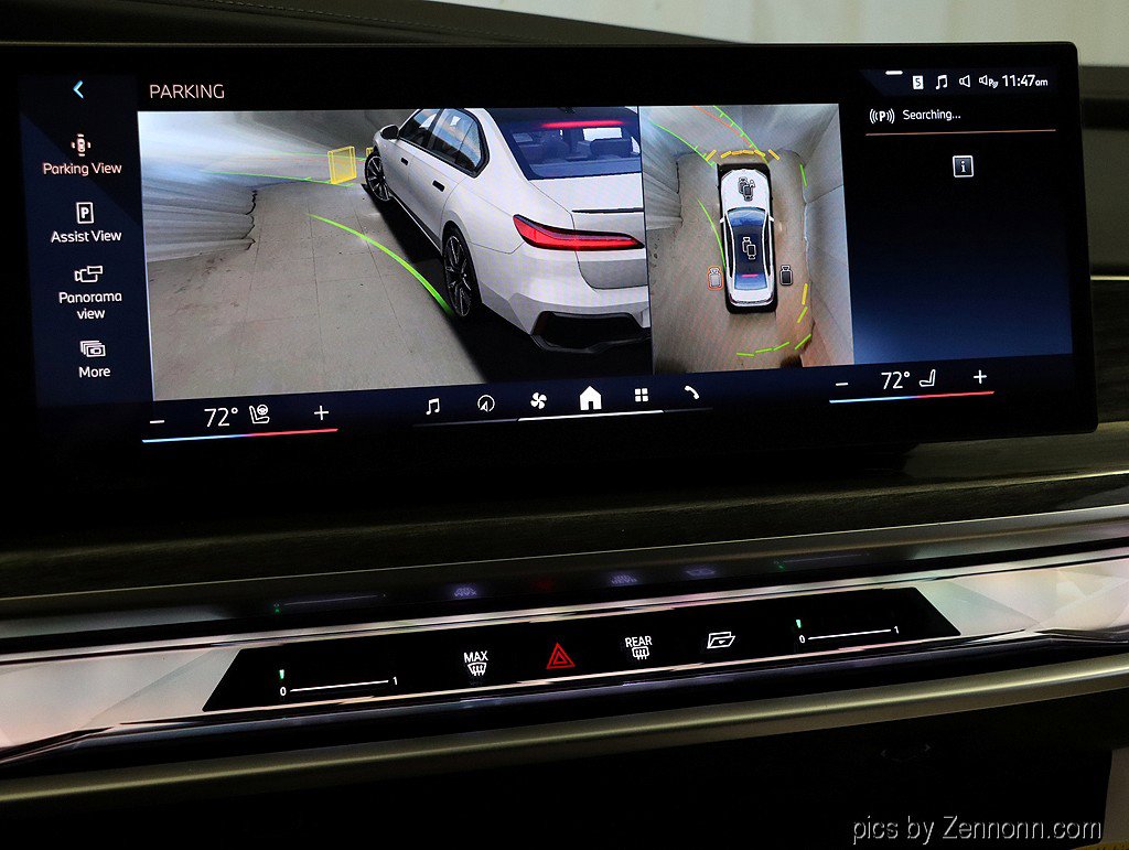 Used 2026 BMW 750e xDrive image 25