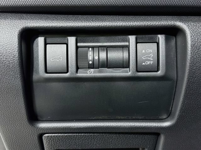 Certified 2025 Subaru Forester Premium AWD/4WD image 12
