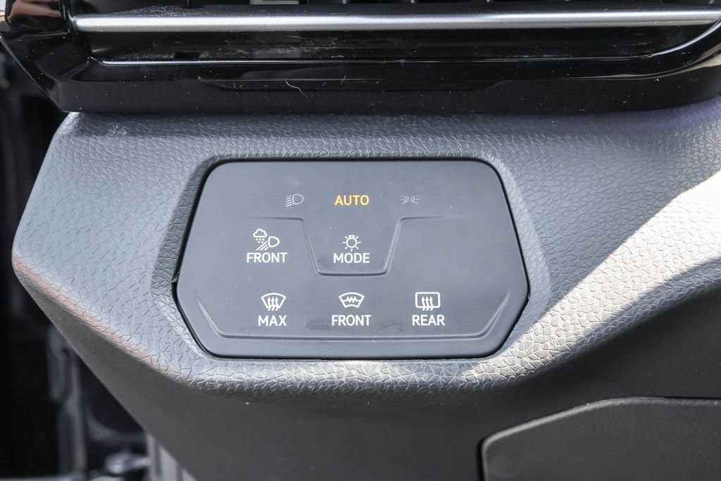 Certified 2023 Volkswagen ID.4 Pro S Plus image 20