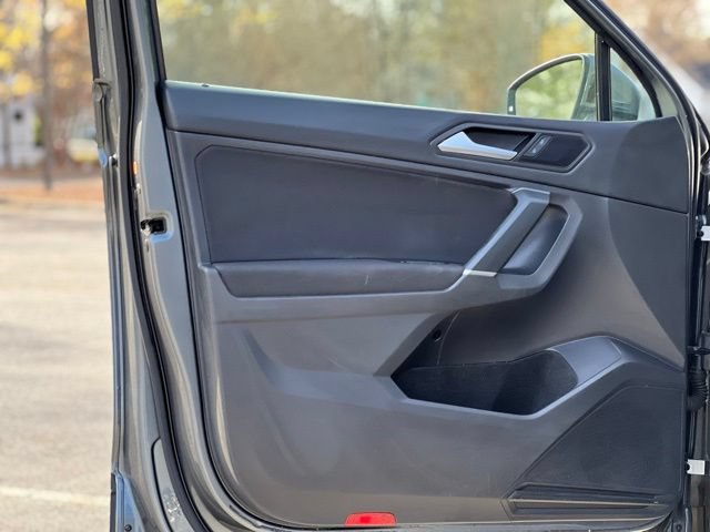 Used 2020 Volkswagen Tiguan S FWD image 10