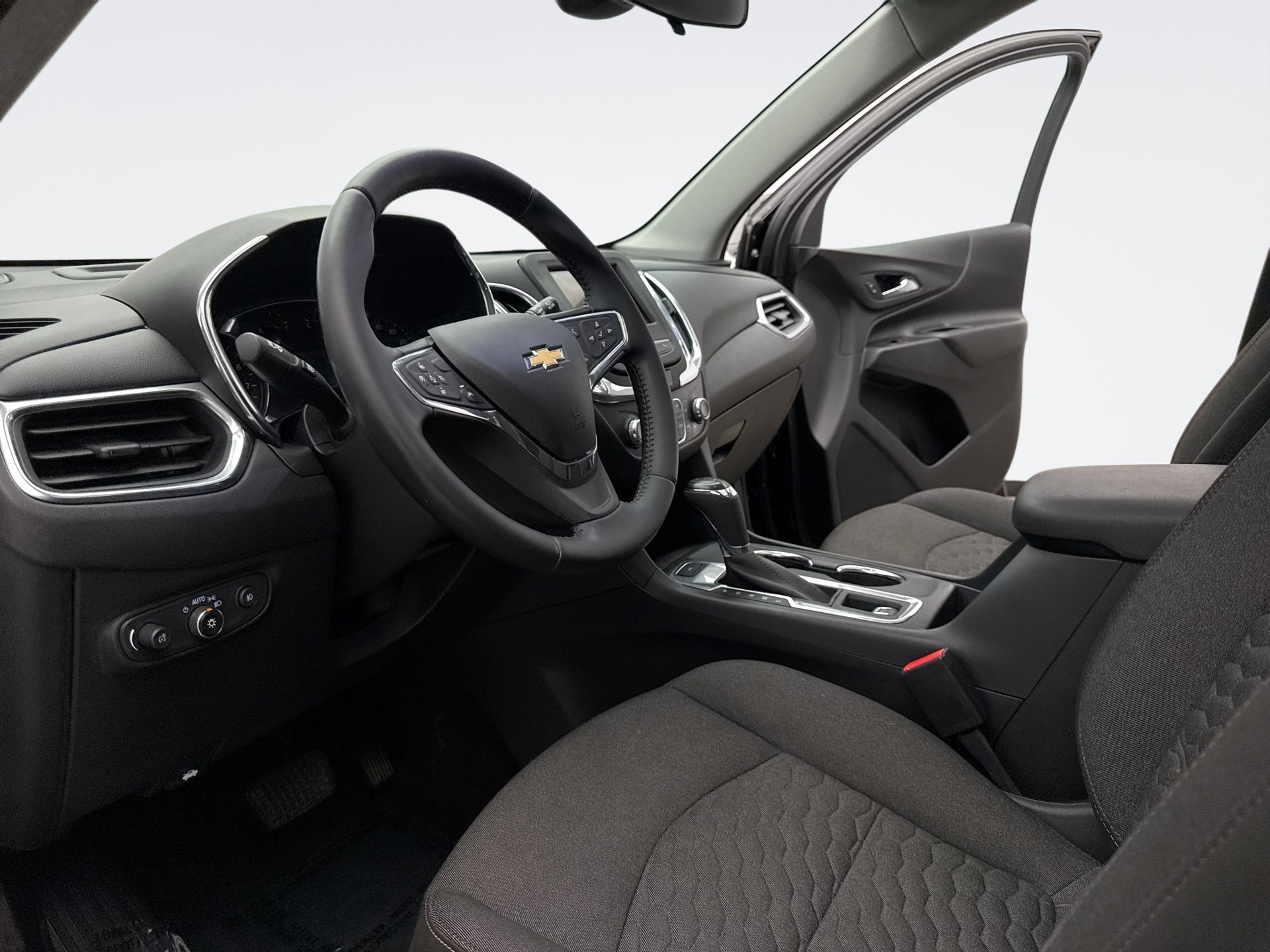 Used 2020 Chevrolet Equinox LT AWD/4WD image 10