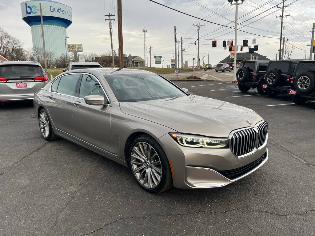 Used 2021 BMW 750i xDrive w/ Executive Package AWD/4WD image 4