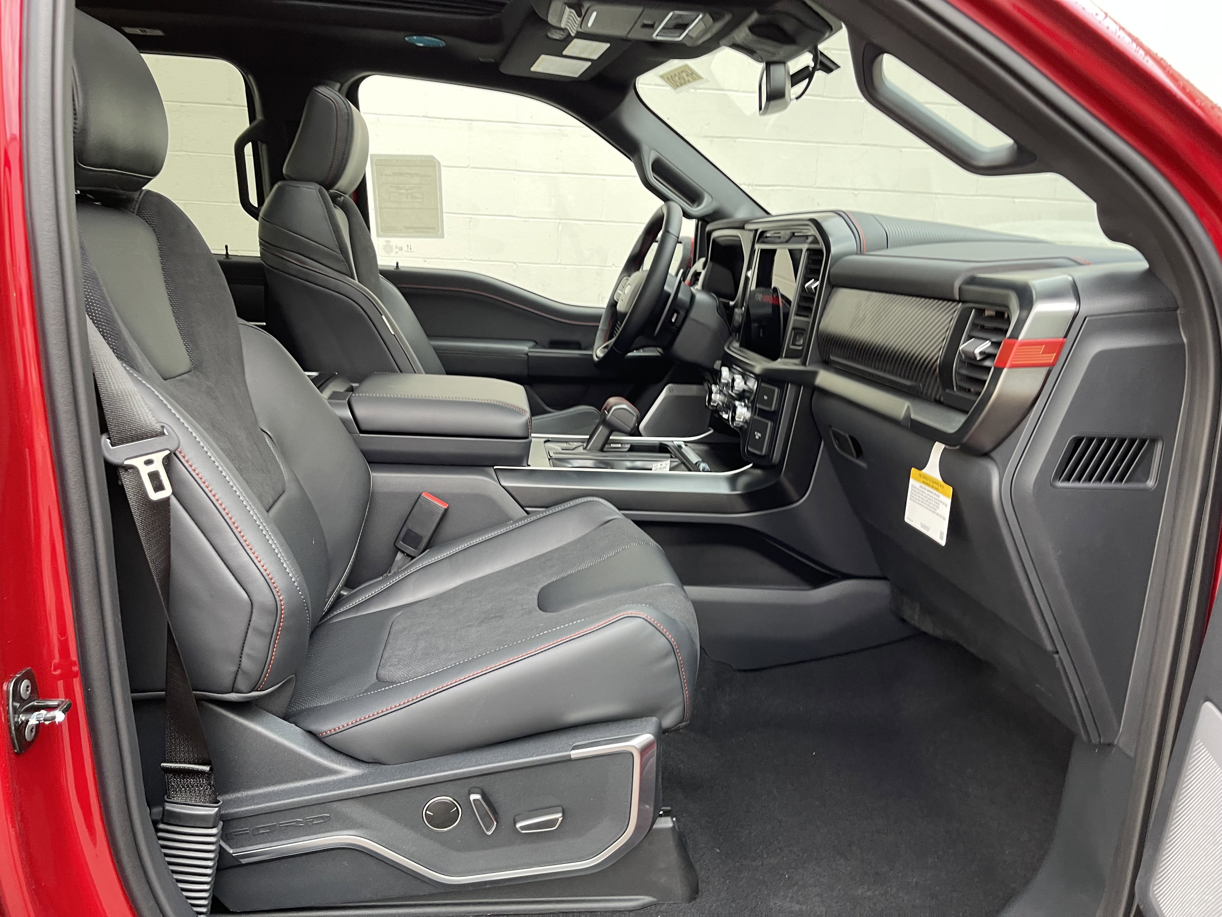 New 2025 Ford F150 Raptor image 30