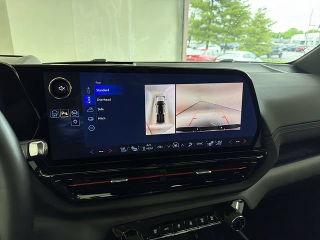 Certified 2025 Chevrolet Silverado EV RST AWD/4WD image 28