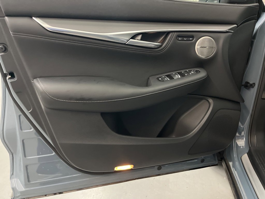 Certified 2025 INFINITI QX55 Essential image 11