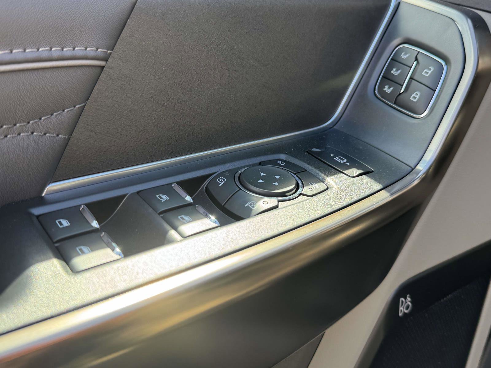 New 2026 Ford F250 Platinum w/ Platinum Plus Package image 16