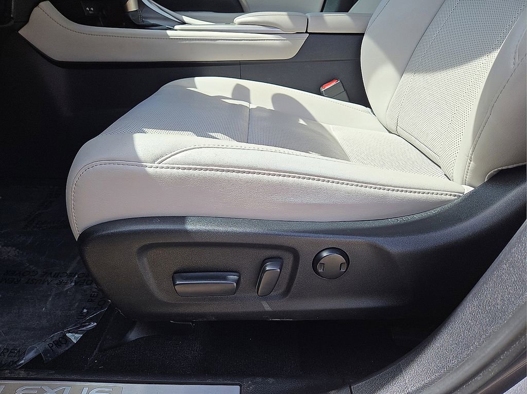 Used 2020 Lexus RX 350 AWD w/ Premium Package image 23