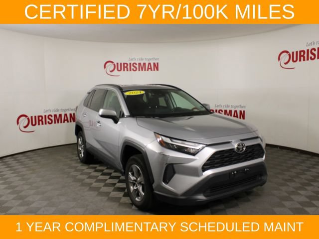 Used 2024 Toyota RAV4 XLE FWD image 11