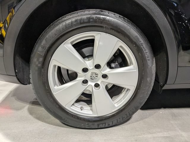 Used 2019 Porsche Cayenne AWD/4WD image 18