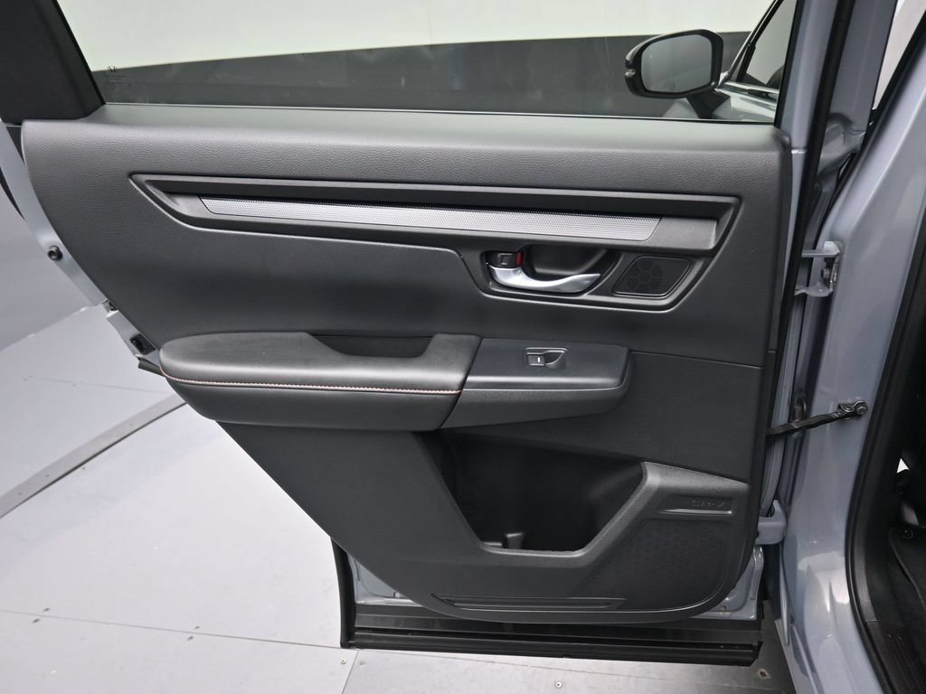 Used 2024 Honda CR-V Sport-L image 31