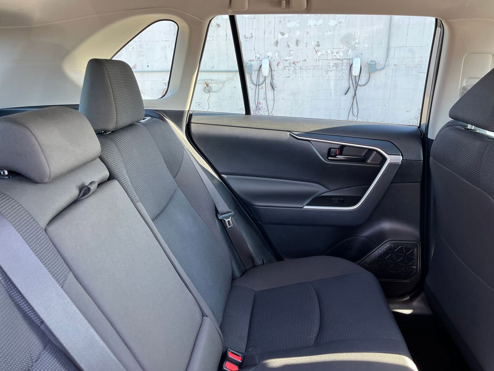 Used 2025 Toyota RAV4 LE image 36