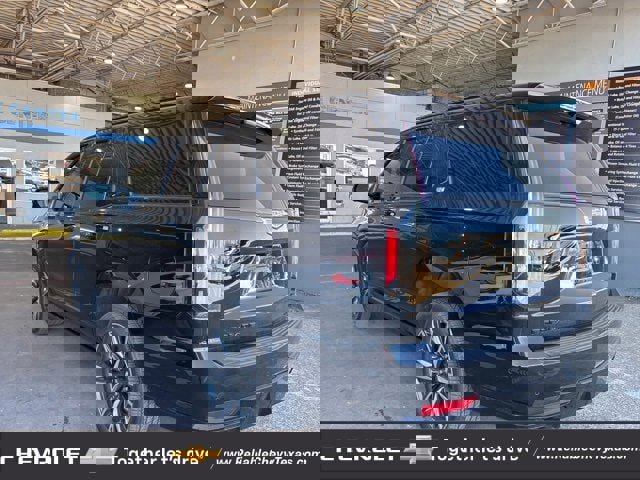 Used 2021 Cadillac Escalade Sport w/ Driver Assist Tech Package image 4